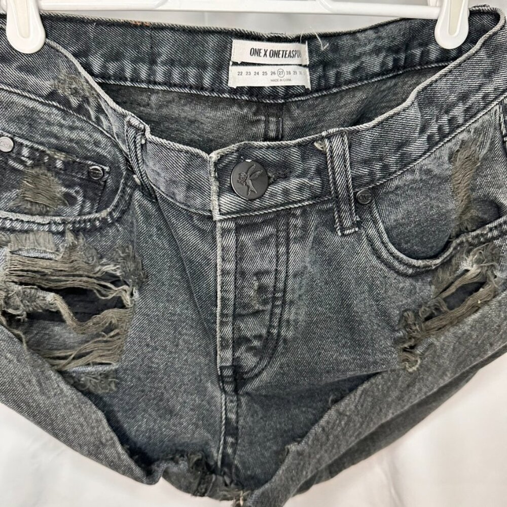 One X One Teaspoon Distressed Black Denim Shorts - Picture 10 of 16